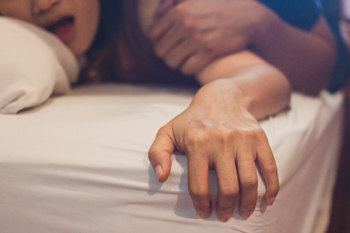 mejor posición sexual para hombres con pene pequeño