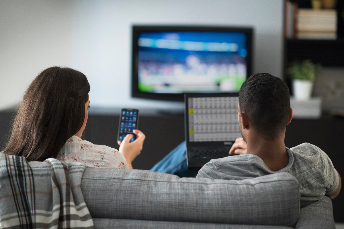 ver televisión y celular puede afectarte