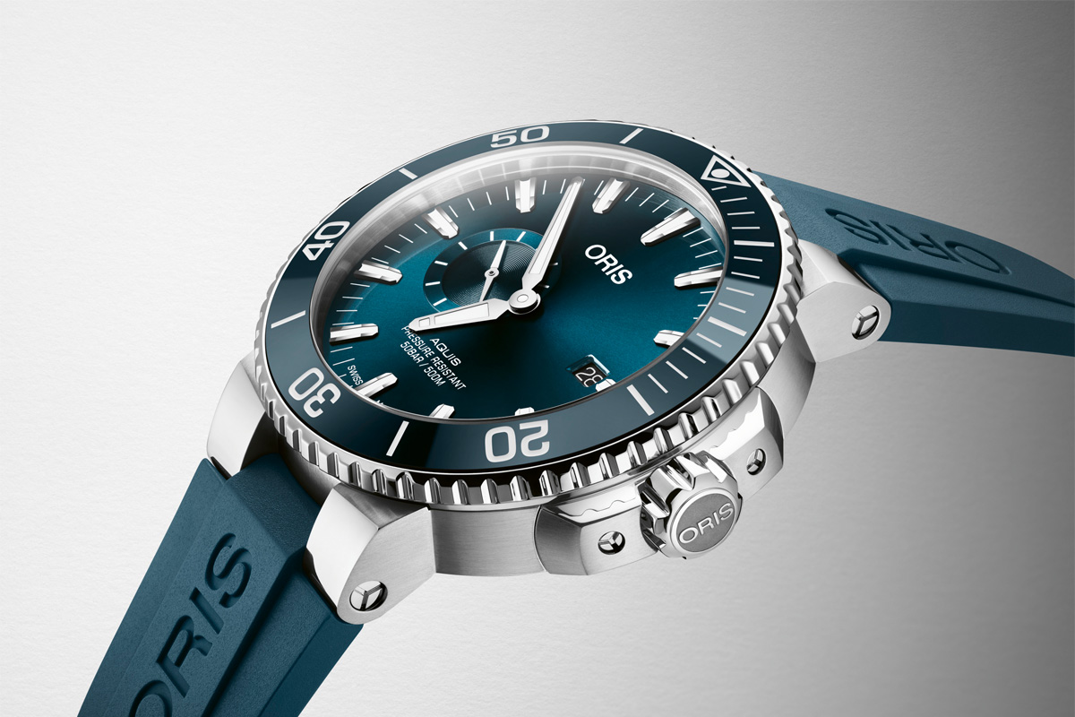 reloj de buceo oris aquis small second date