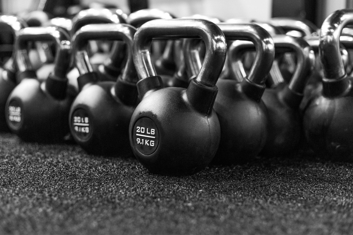 consejos para entrenar con pesas rusas