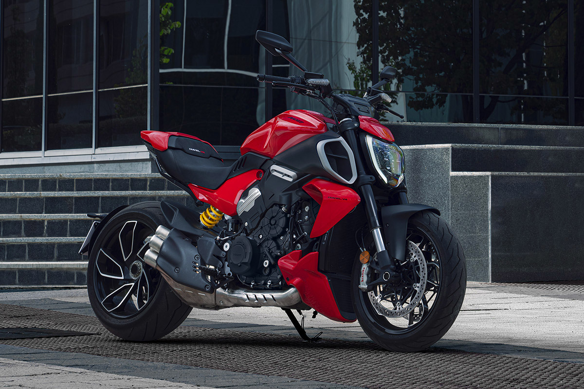 nueva ducati diavel v4