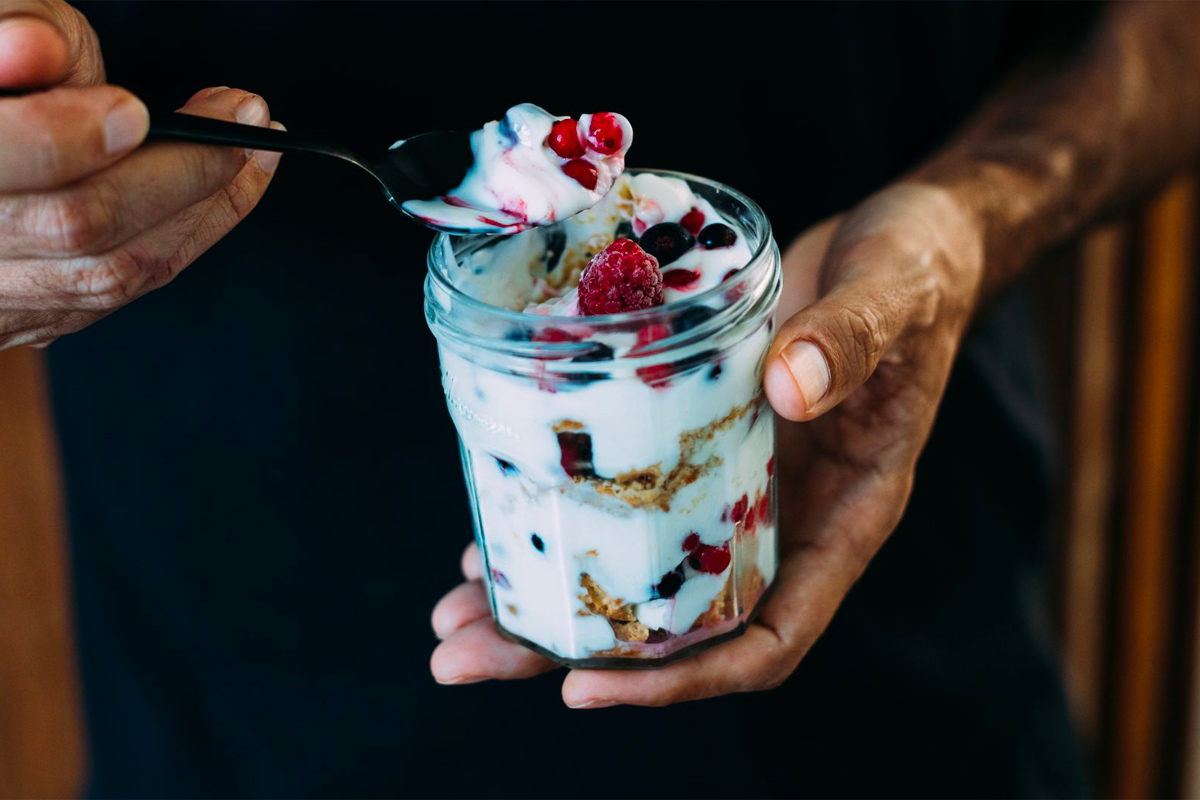 beneficios de comer yogurt griego