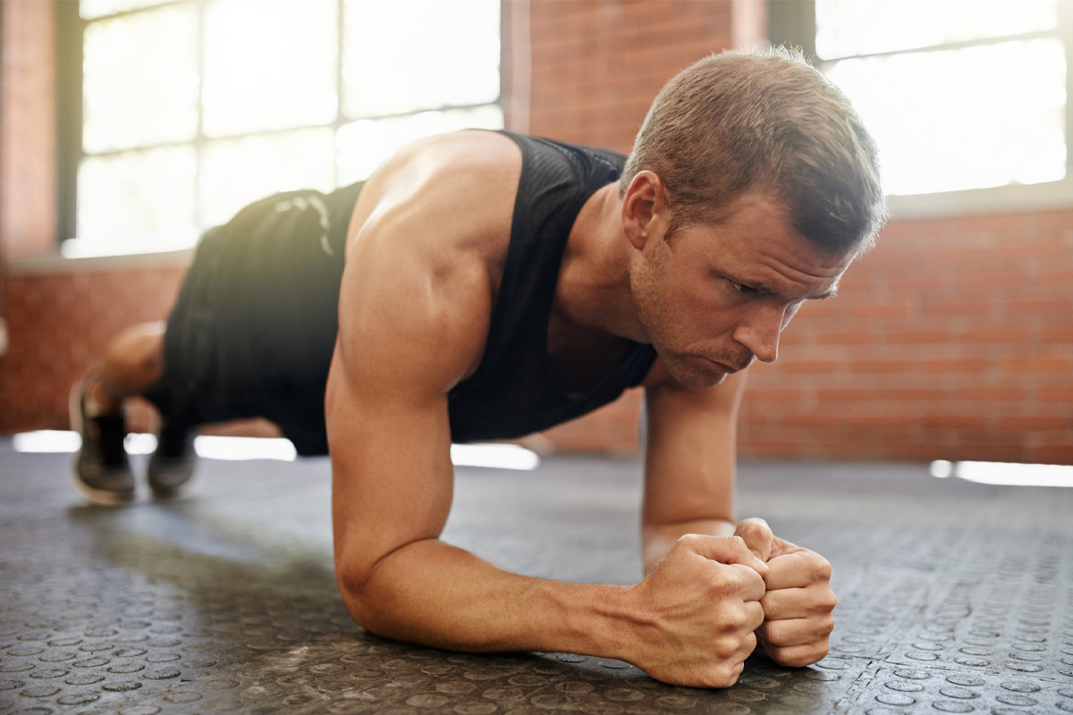 cómo hacer planchas de manera correcta
