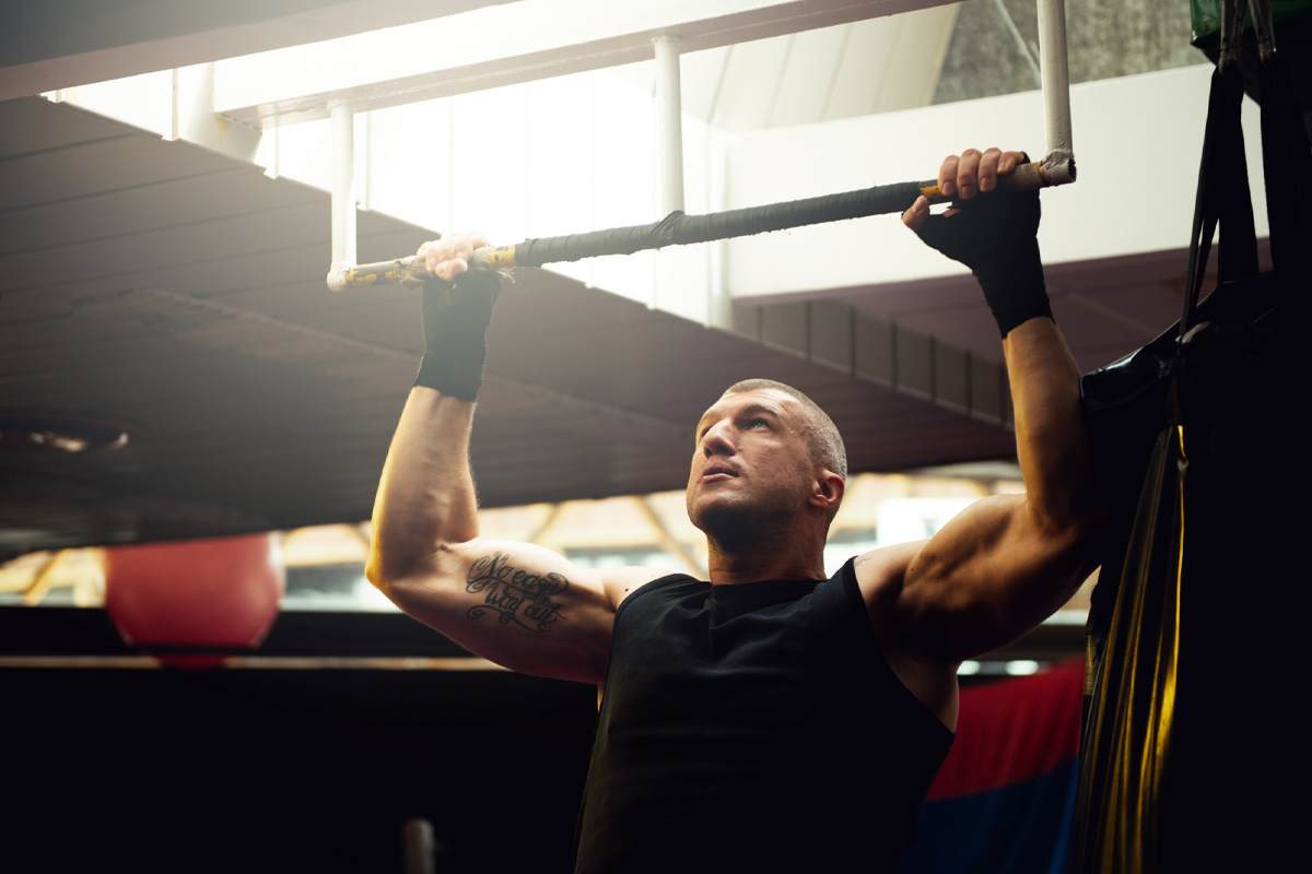 mejores ejercicios para sustituir las dominadas