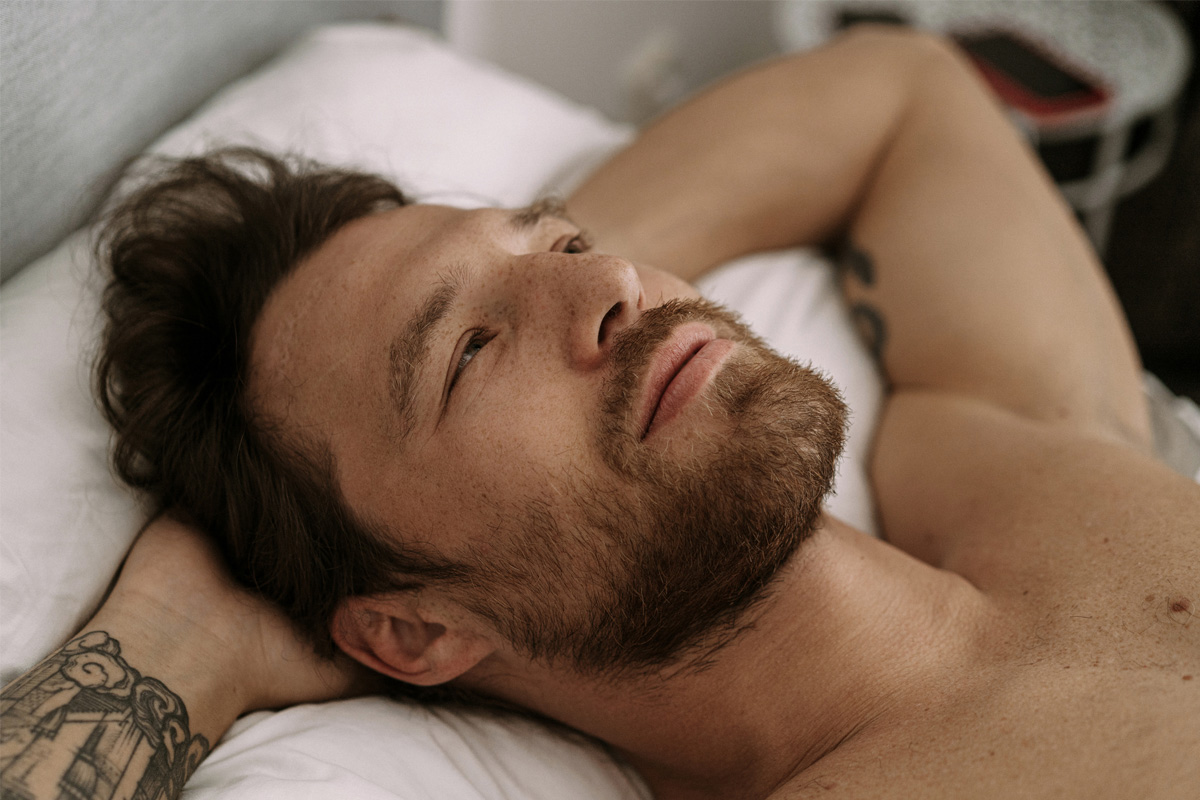 cómo lograr dormir temprano