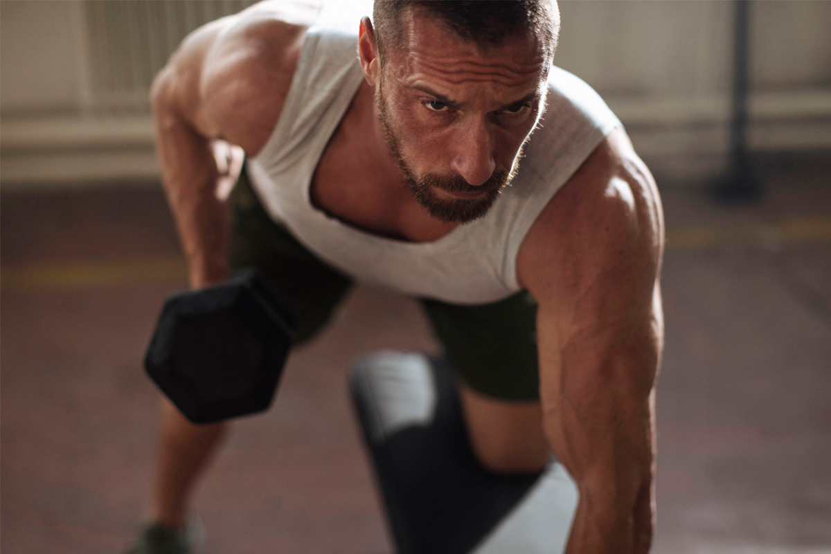 mejor rutina de cuerpo completo con mancuernas