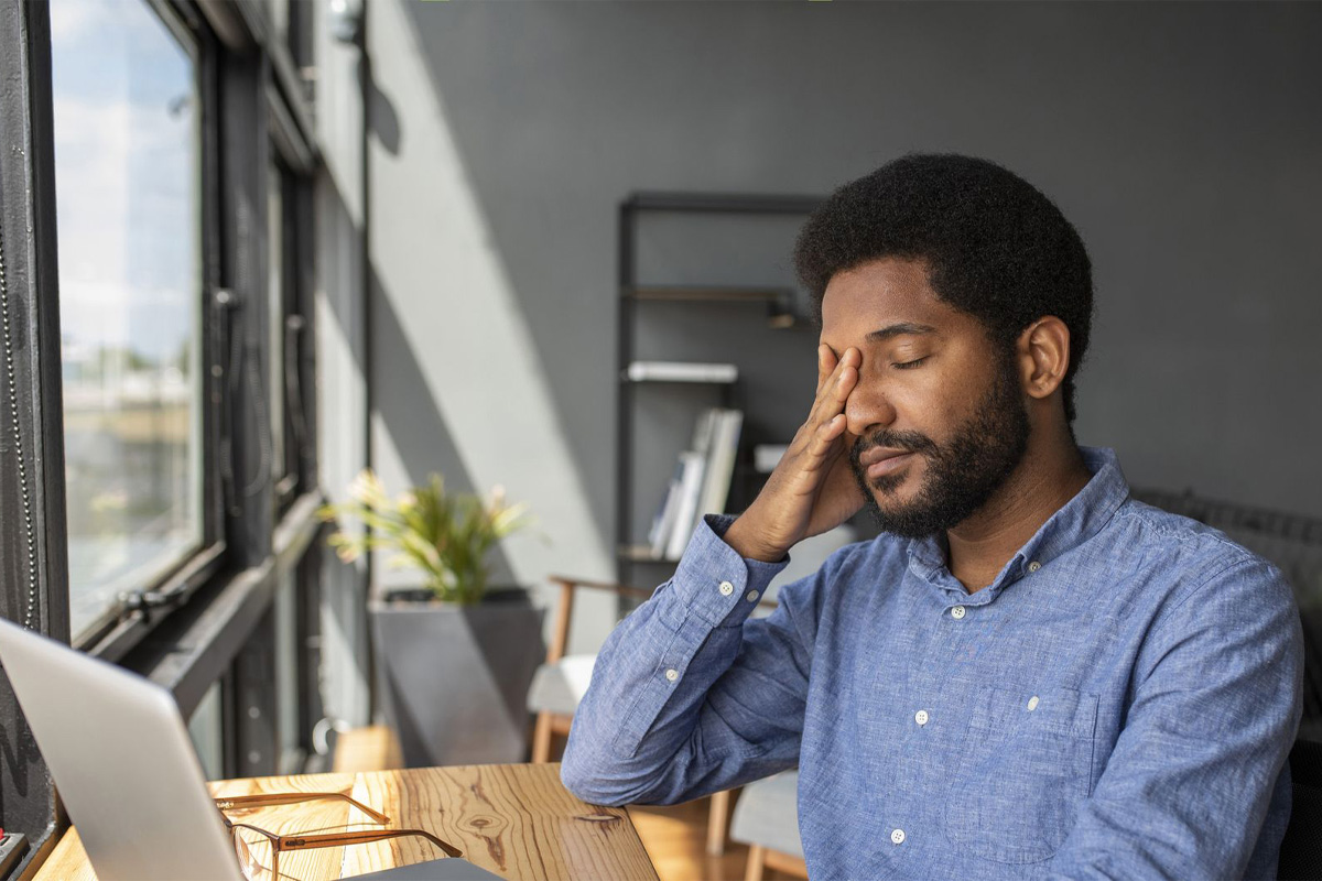 peligros por estar sentado mucho tiempo