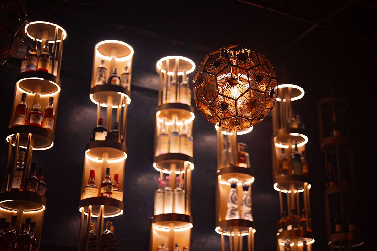 nuevo bar speakeasy caroline's 400