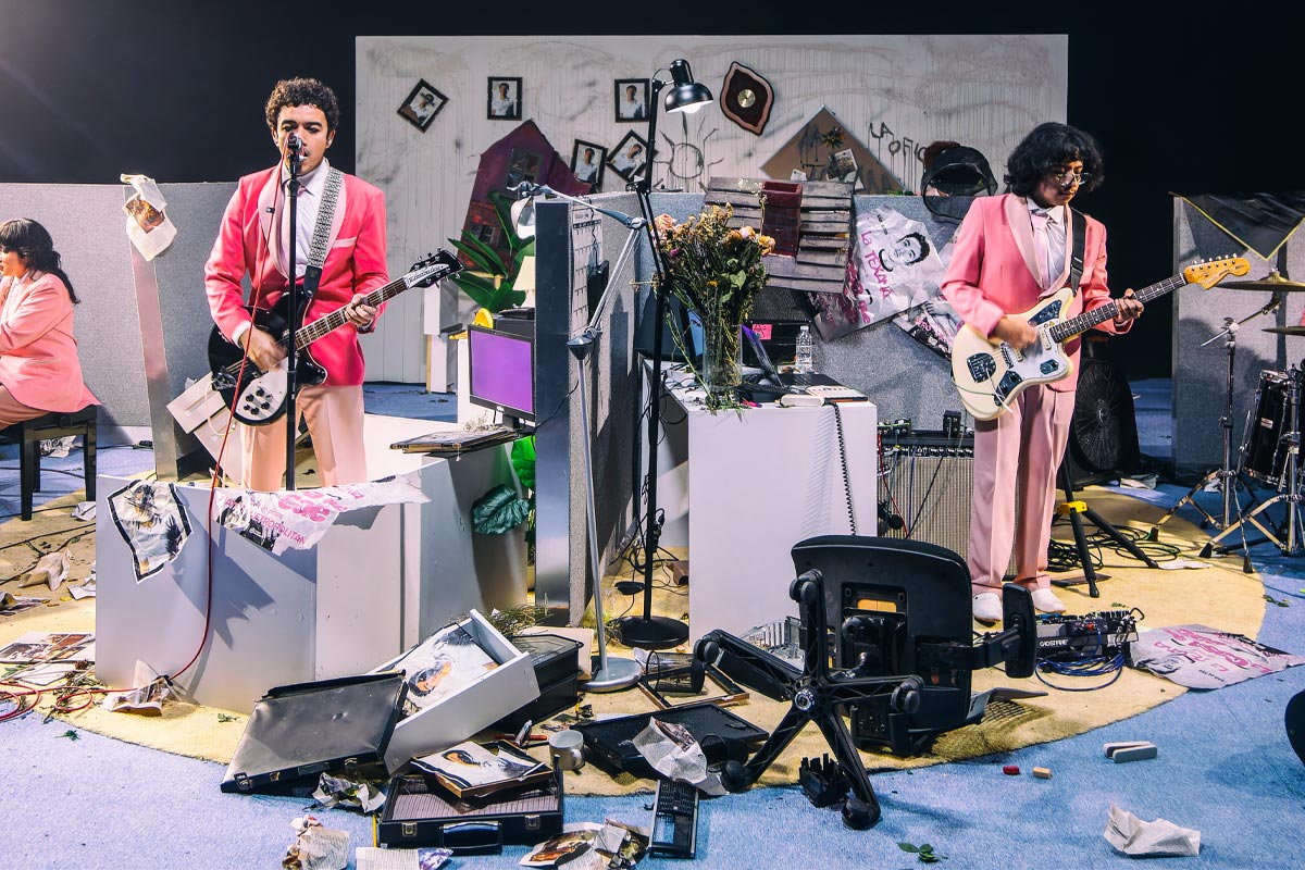 imagen de Grabando en la Oficina