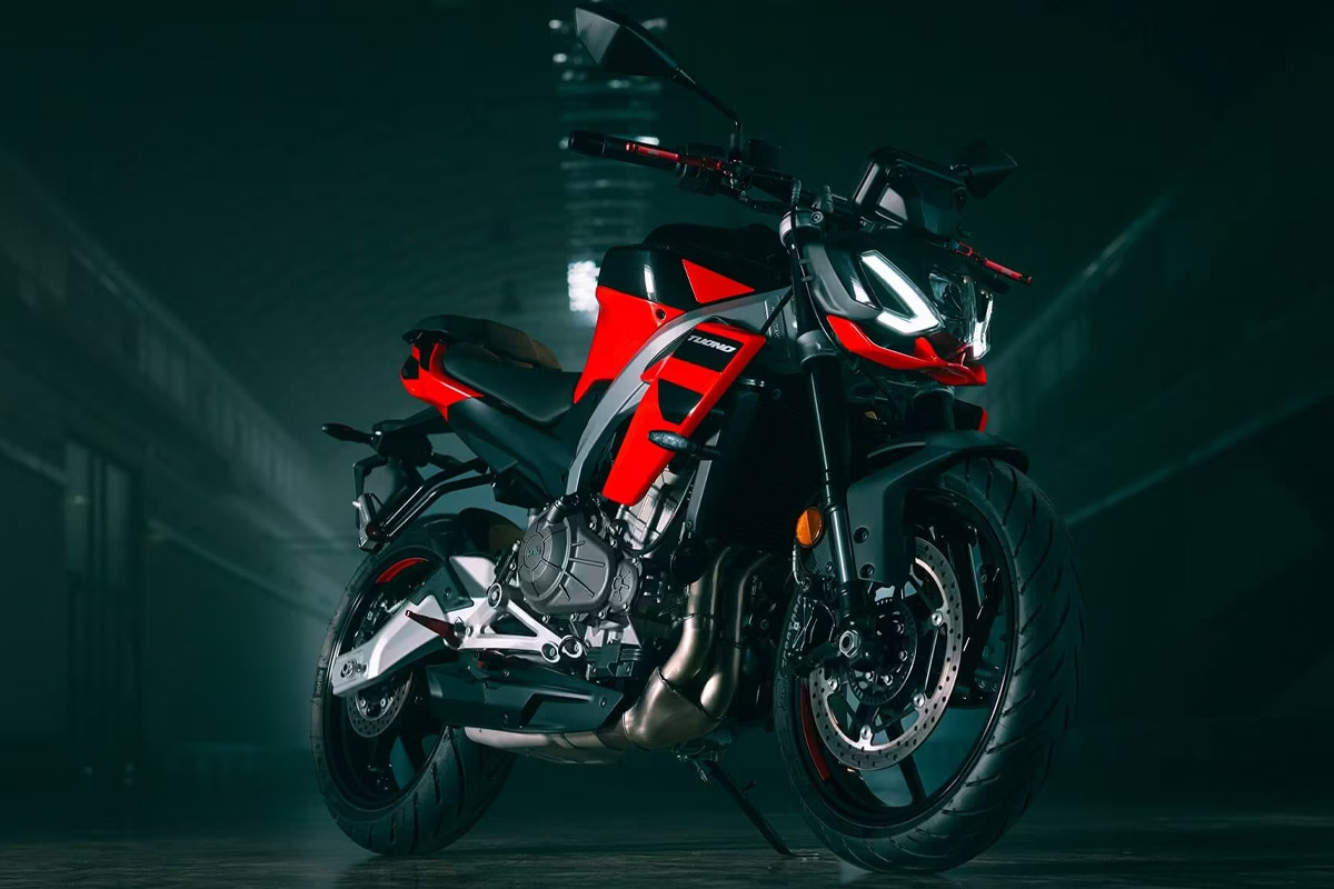 nueva motocicleta naked aprilia tuono 457